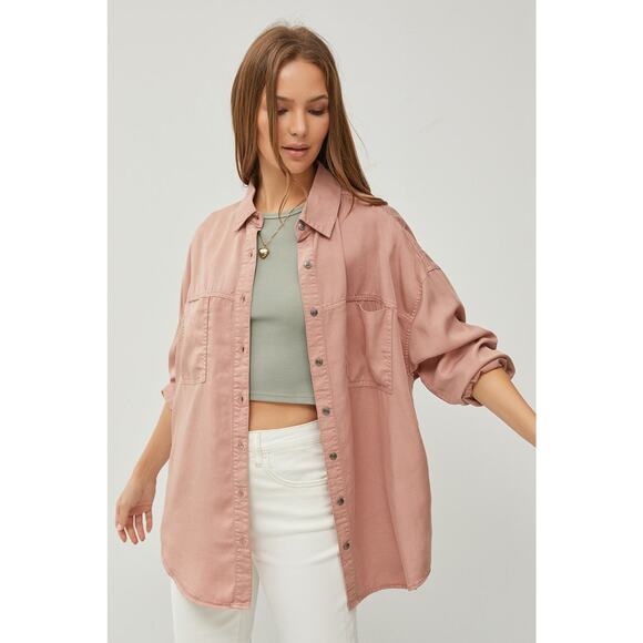 RISEN Button Up Long Sleeves Chest Pockets Relaxed Fit Denim Shirt | Mauve - Picture 3 of 6